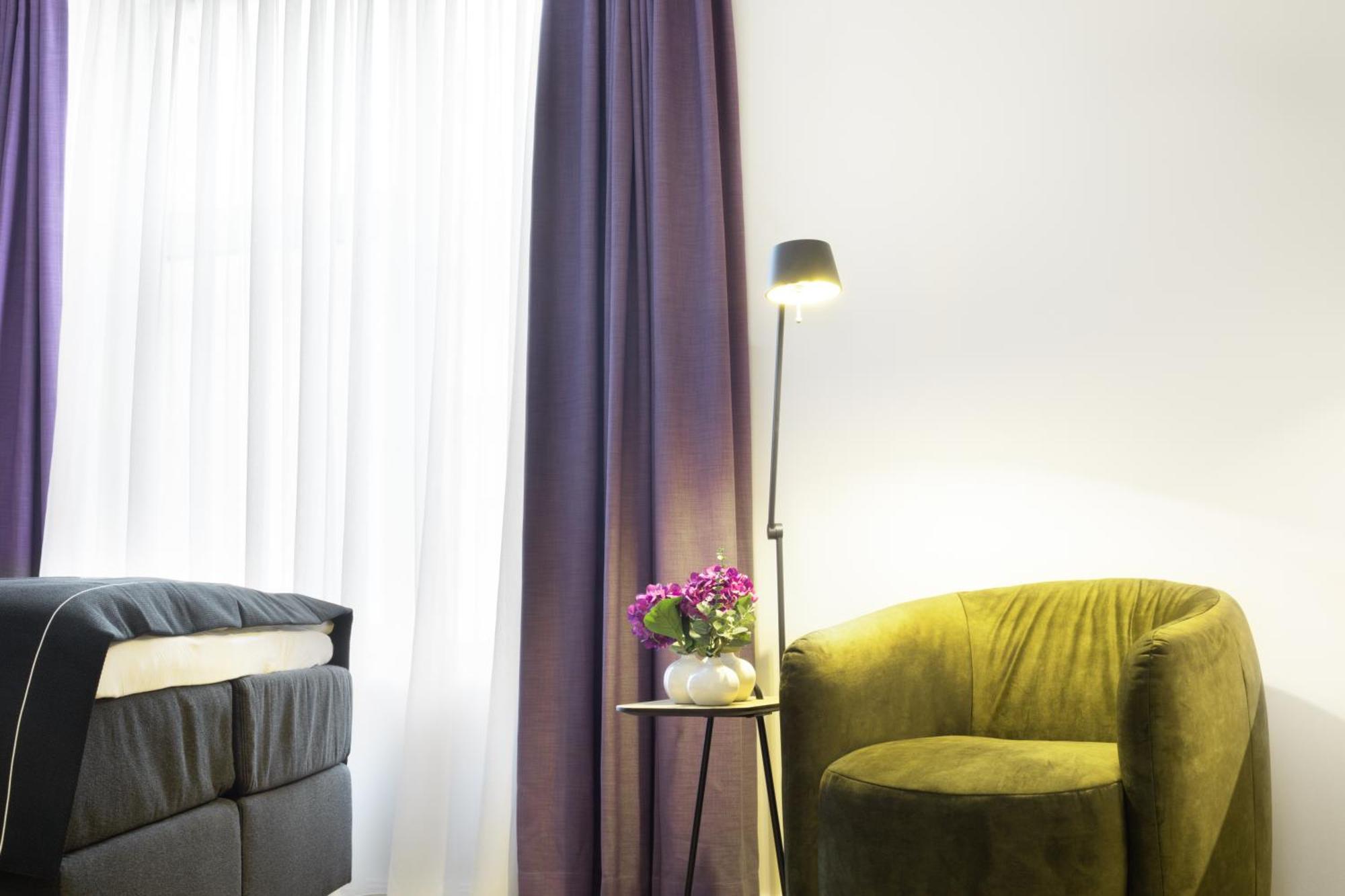 Frida Hotel & Cafe Bassum ภายนอก รูปภาพ