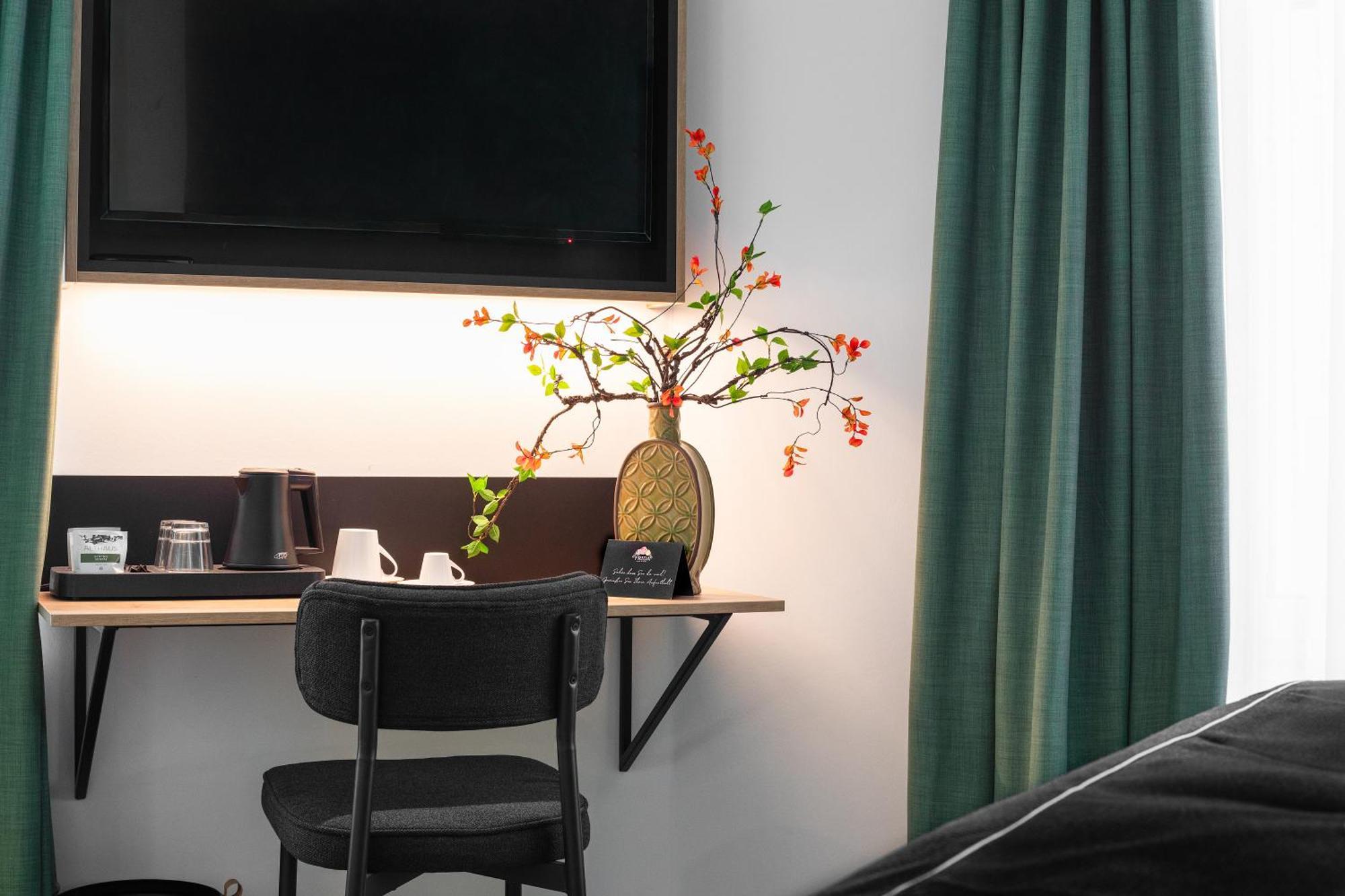 Frida Hotel & Cafe Bassum ภายนอก รูปภาพ